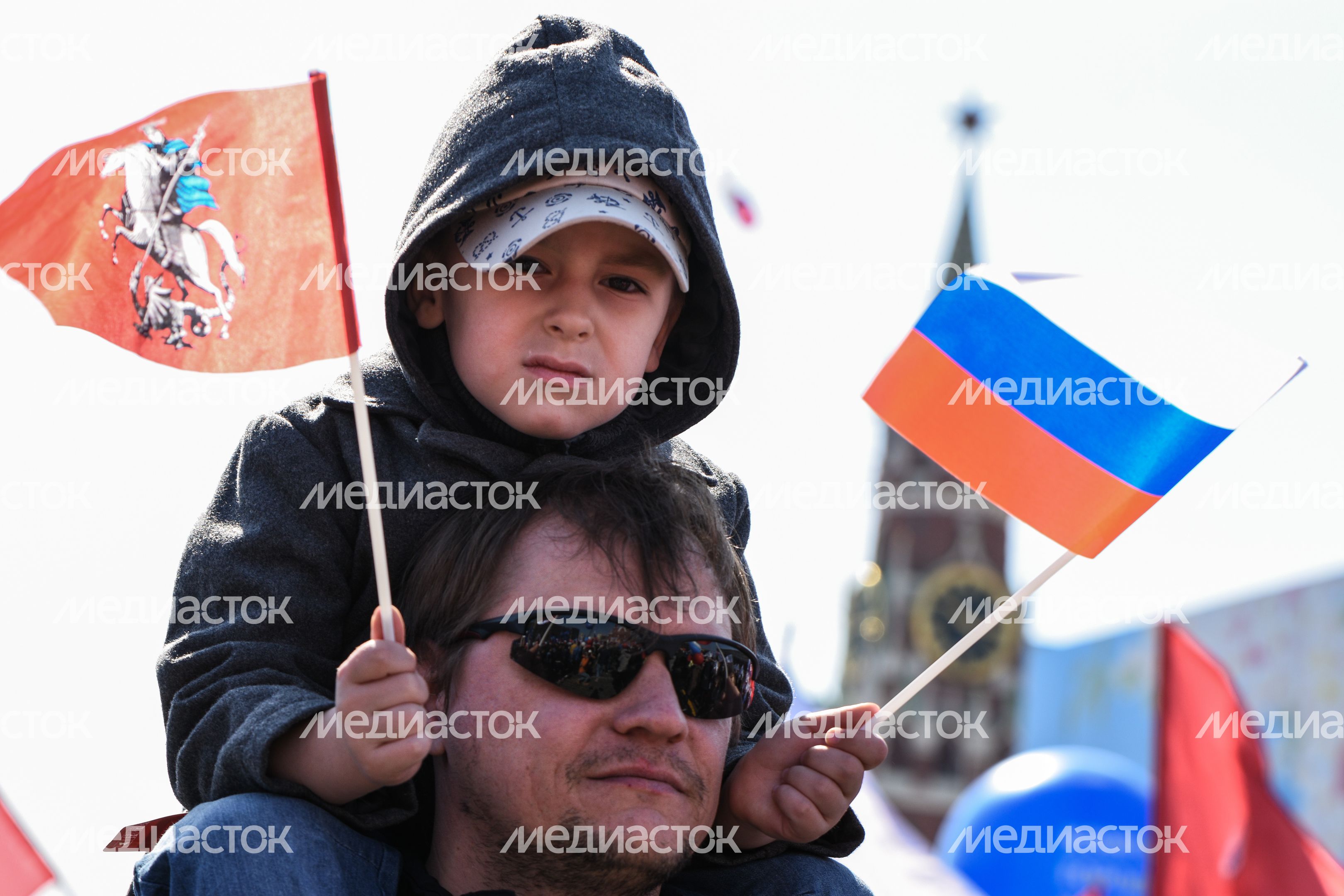 Первомайская демонстрация на Красной площади Первомайская демонстрация на Красной площади