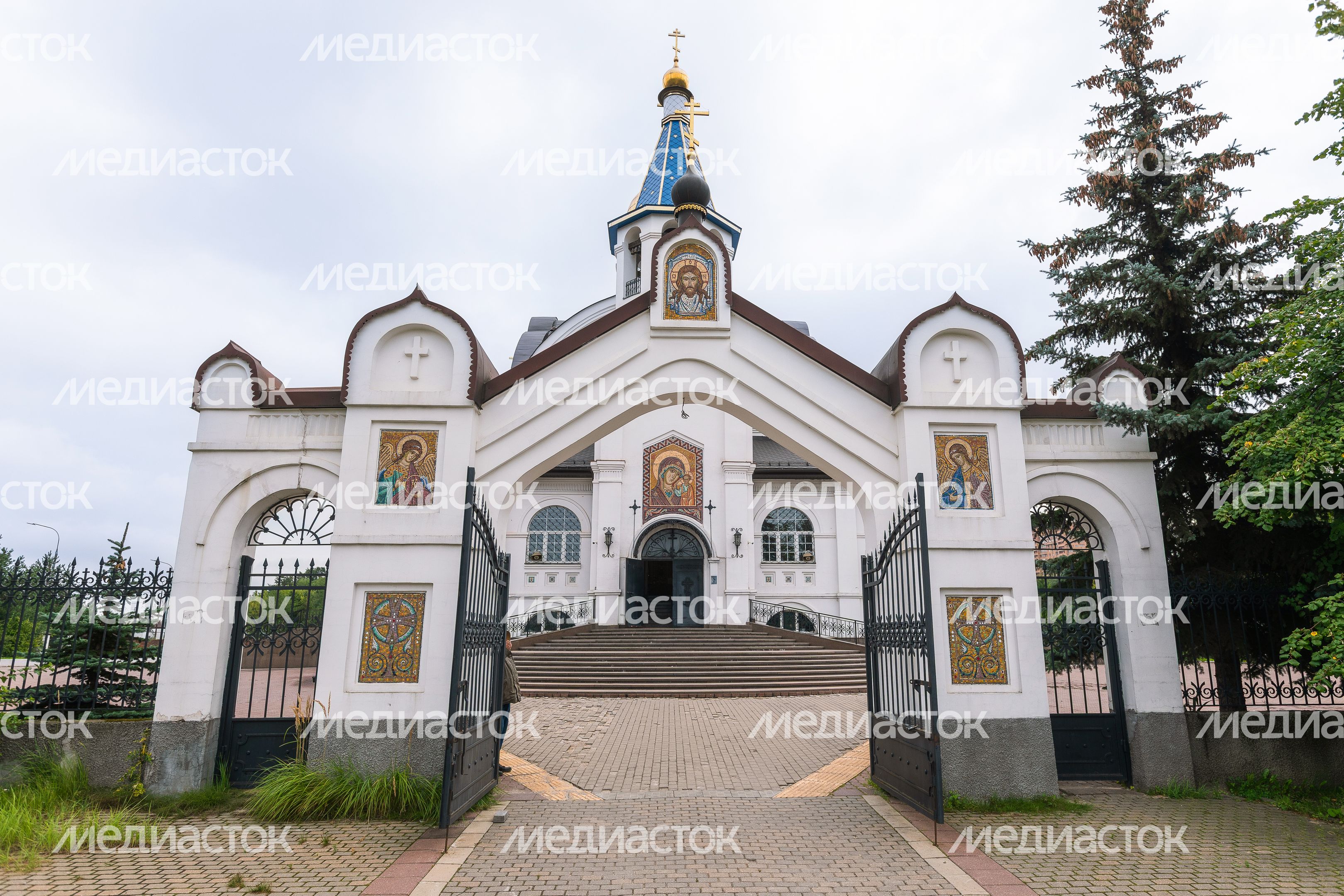 Храм Казанской иконы Божией Матери в Центральном городском парке Реутова