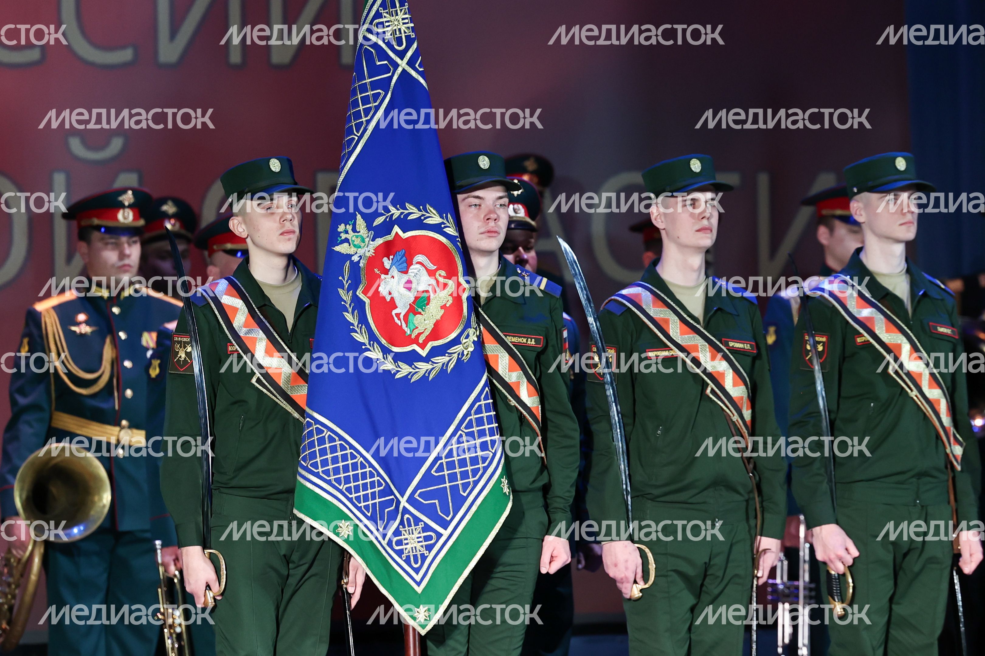 Судебных приставов поздравили с профессиональным праздником Судебных приставов поздравили с профессиональным праздником