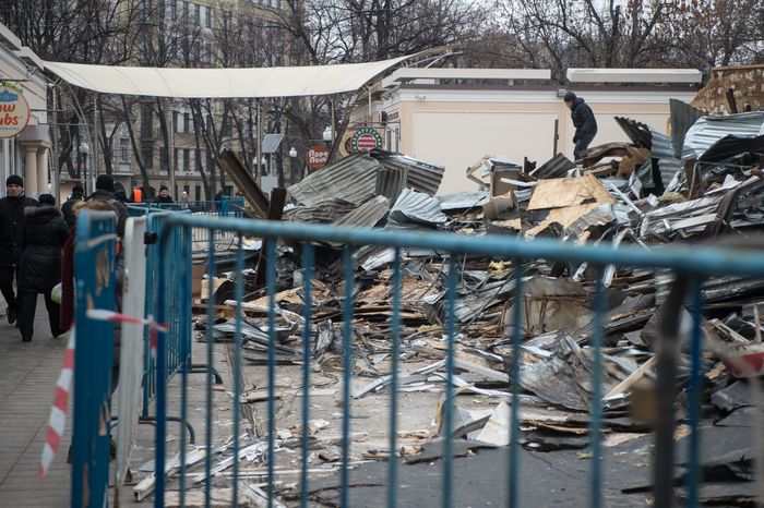 Снос самостроя у станции метро Кропоткинская в Москве