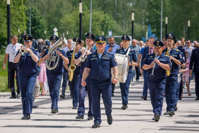 Торжественная встреча космонавтов в Звездном городке