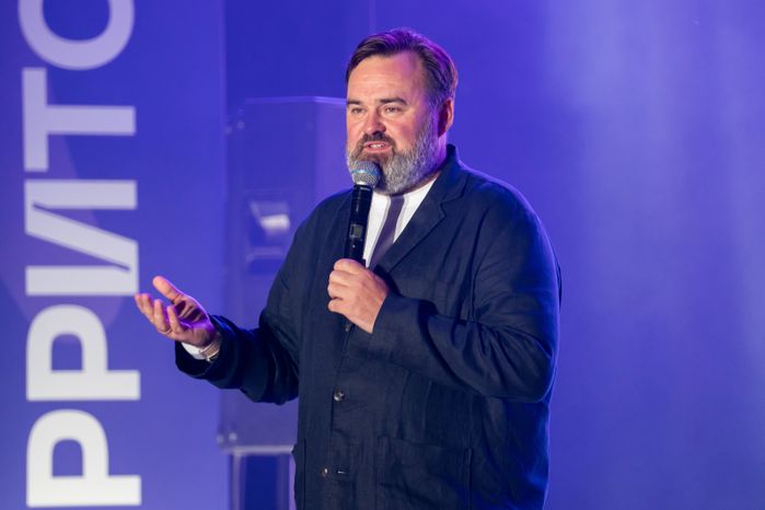Ректор Мастерской управления «Сенеж» Андрей Бетин на церемонии закрытия форума «Территория смыслов»