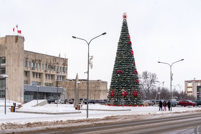 Новогодняя елка у администрации Рузского городского округа