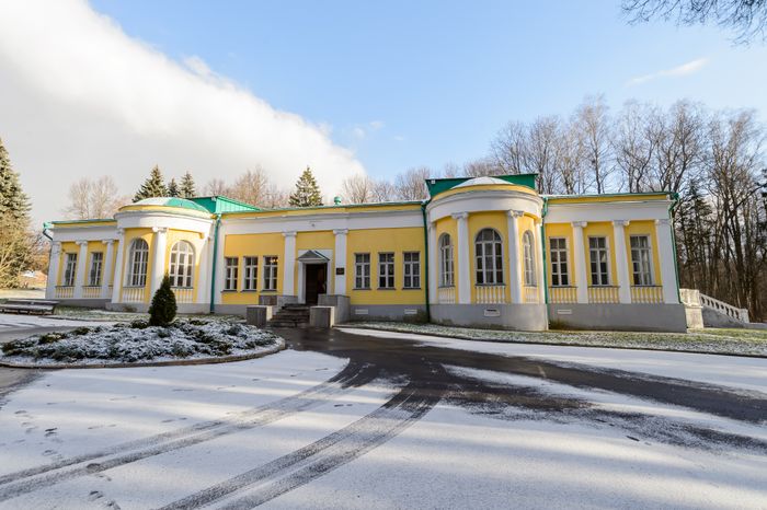 Усадьба «Горки Ленинские». Музей «Кабинет и квартира В.И. Ленина в Кремле»