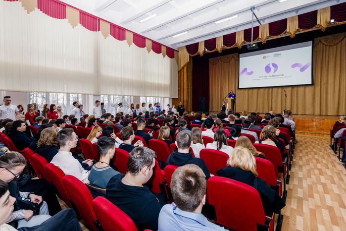 Фестиваль профессий «Путь навыков» в Бронницком автомобильно-дорожном колледже