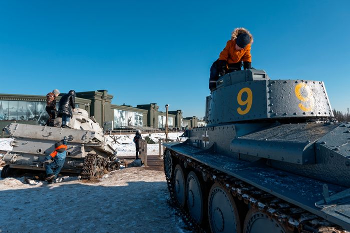 Военно-историческая реконструкция битвы за Сталинград у храма ВС РФ в Кубинке