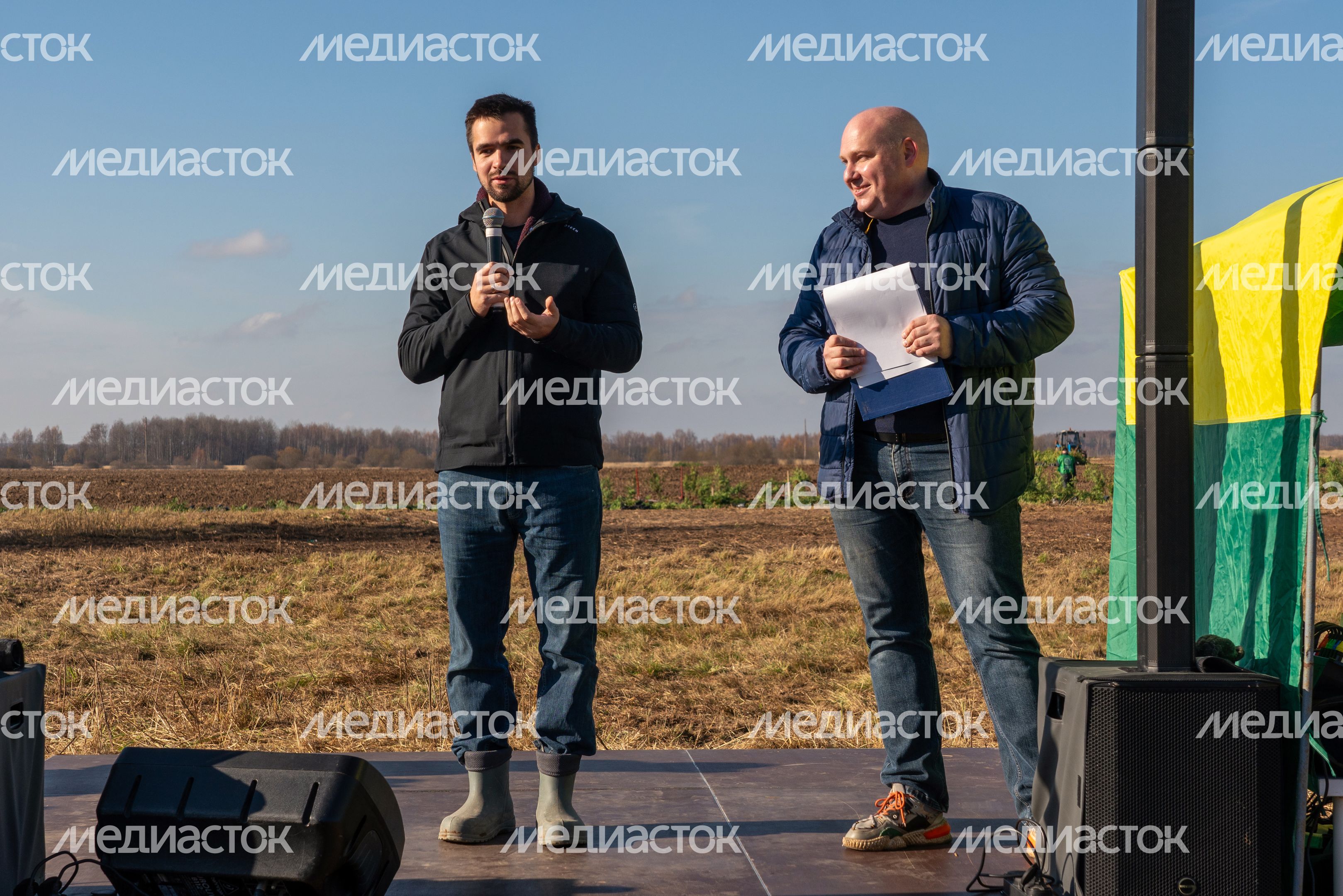 Министр сельского хозяйства и продовольствия Московской области Виталий Мосин выступил перед участниками экоакции Министр сельского хозяйства и продовольствия Московской области Виталий Мосин выступил перед участниками экоакции