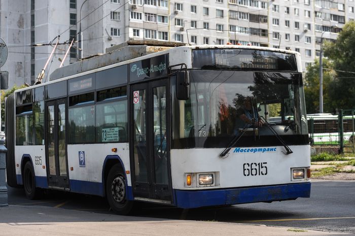 Первый электробус вышел на маршрут в Москве