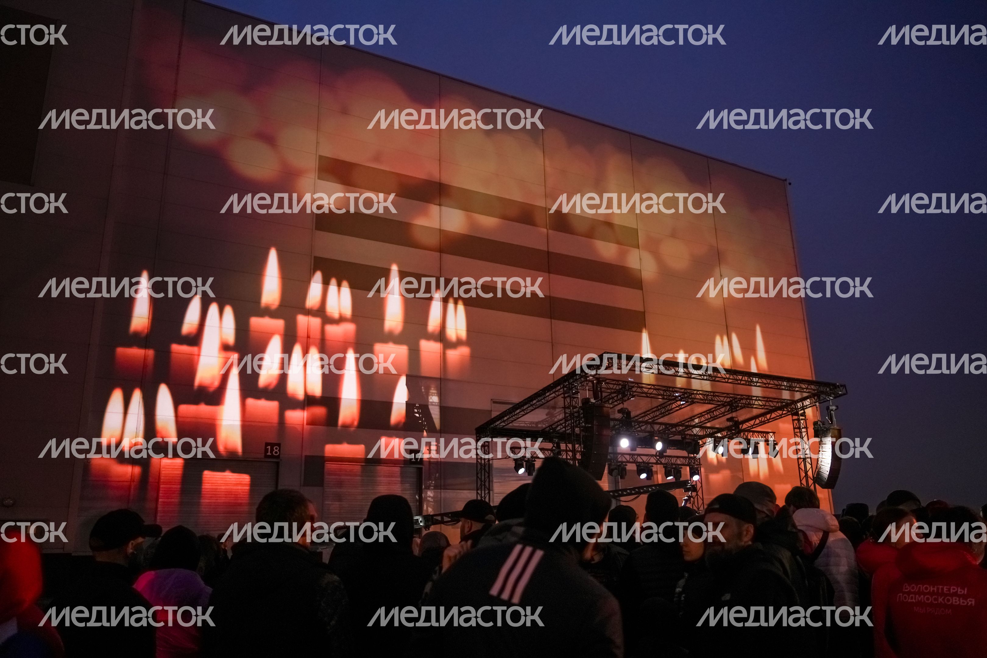 Акция памяти «Журавли» прошла на девятый день после теракта в "Крокус Сити Холле"