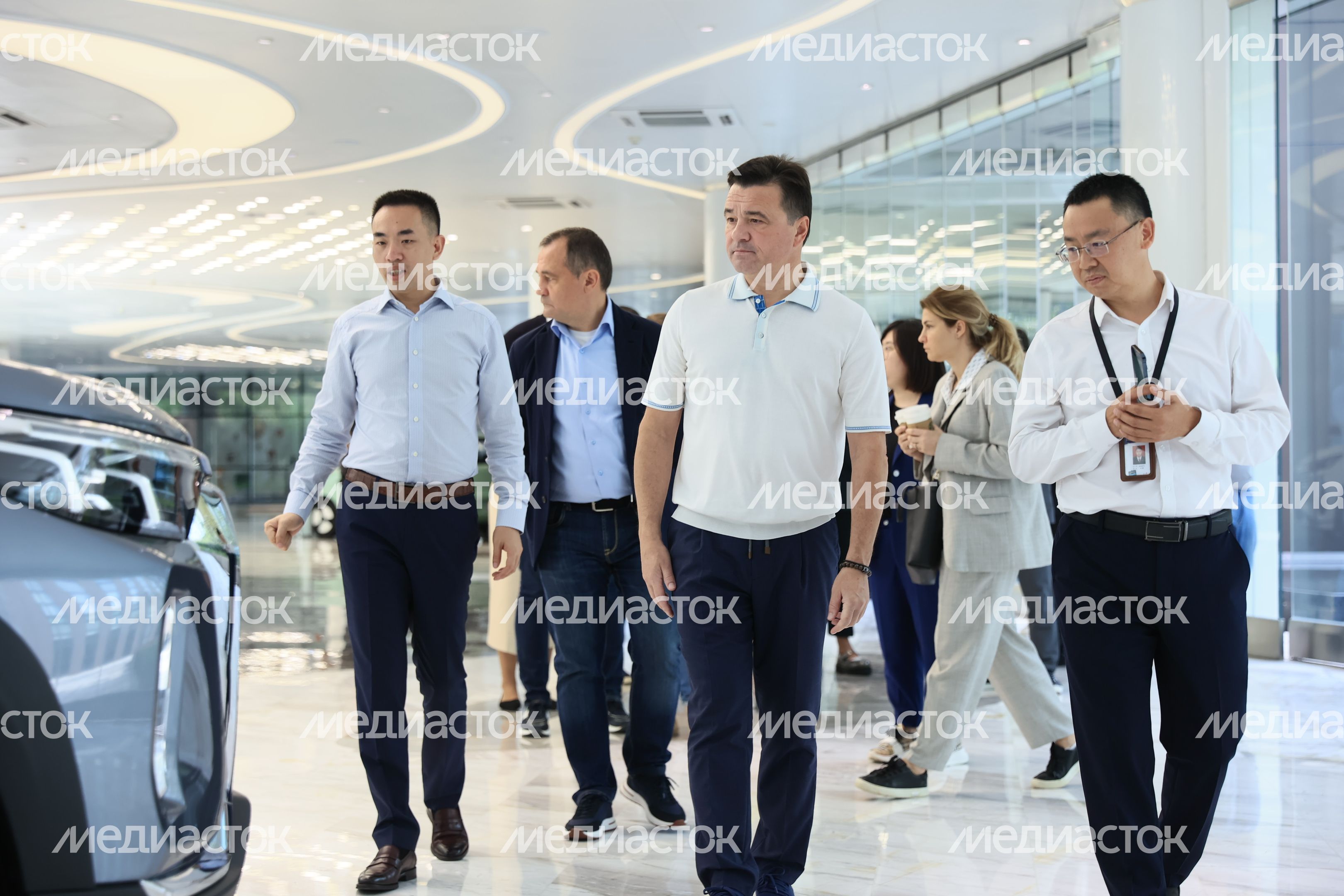 Посещение автозавода Changan Automobile Group в Китае Губернатором Подмосковья