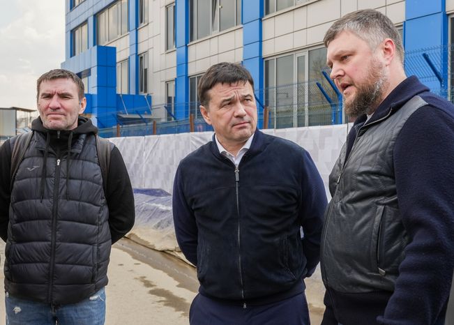 Проверка строительства пешеходного перехода в Люберцах Губернатором Подмосковья