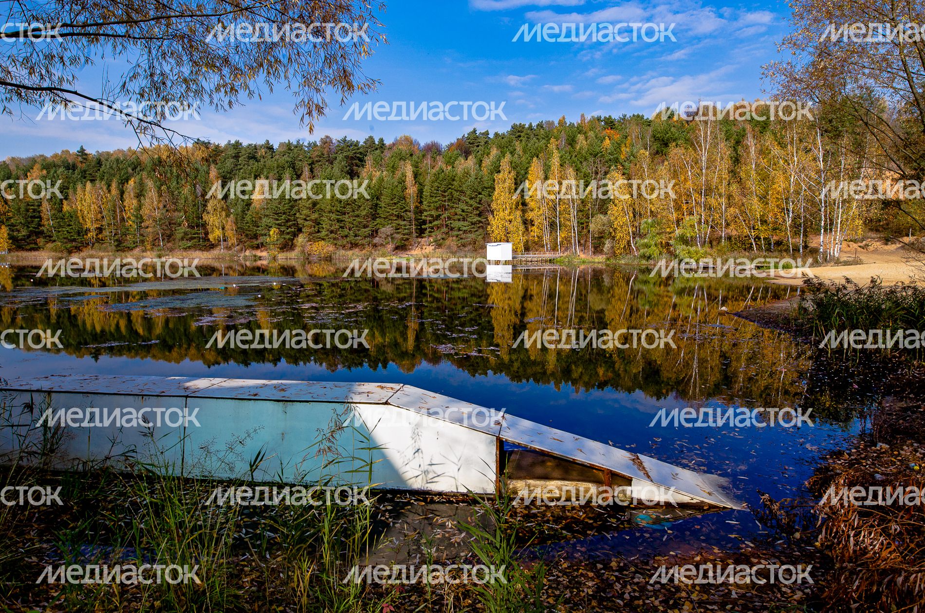 Осенние виды Волкушинского карьера