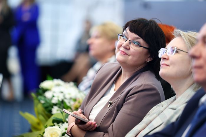 Поздравление соцработников с их профессиональным праздником Губернатором Подмосковья