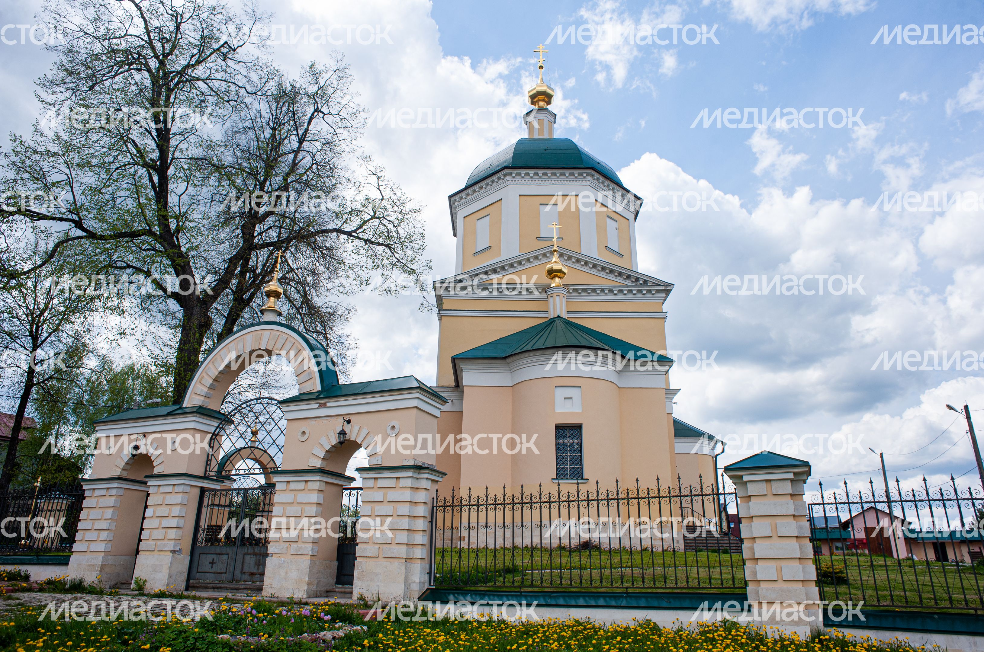 Весенние виды города Верея