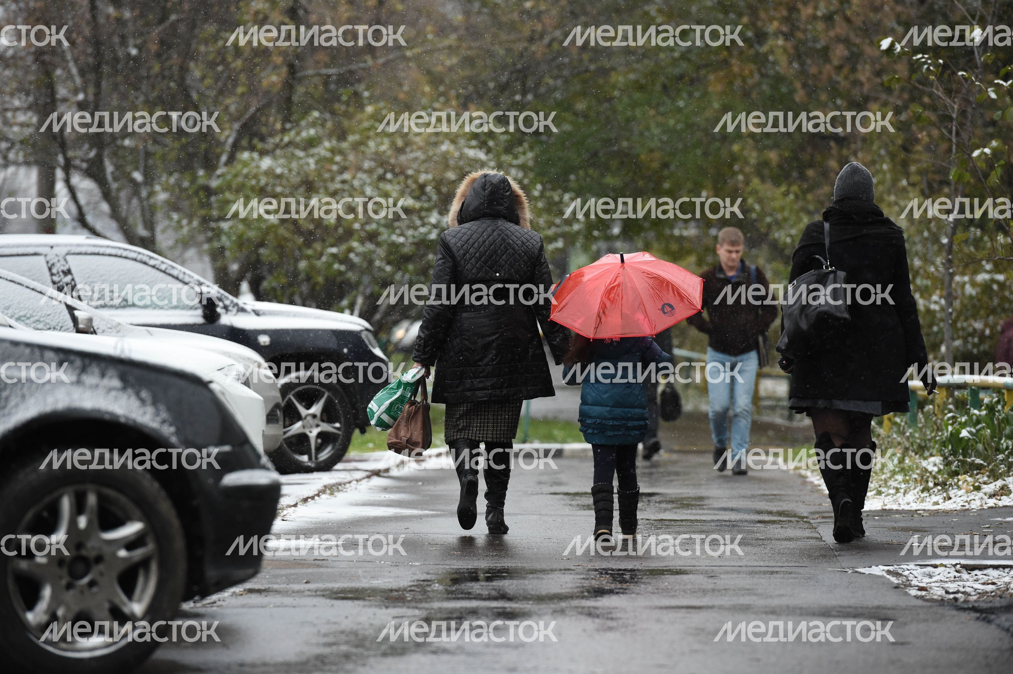 Первый снег в Москве
