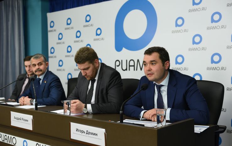 Брифинг по вопросу предоставления в Подмосковье земельных участков в аренду без проведения торгов