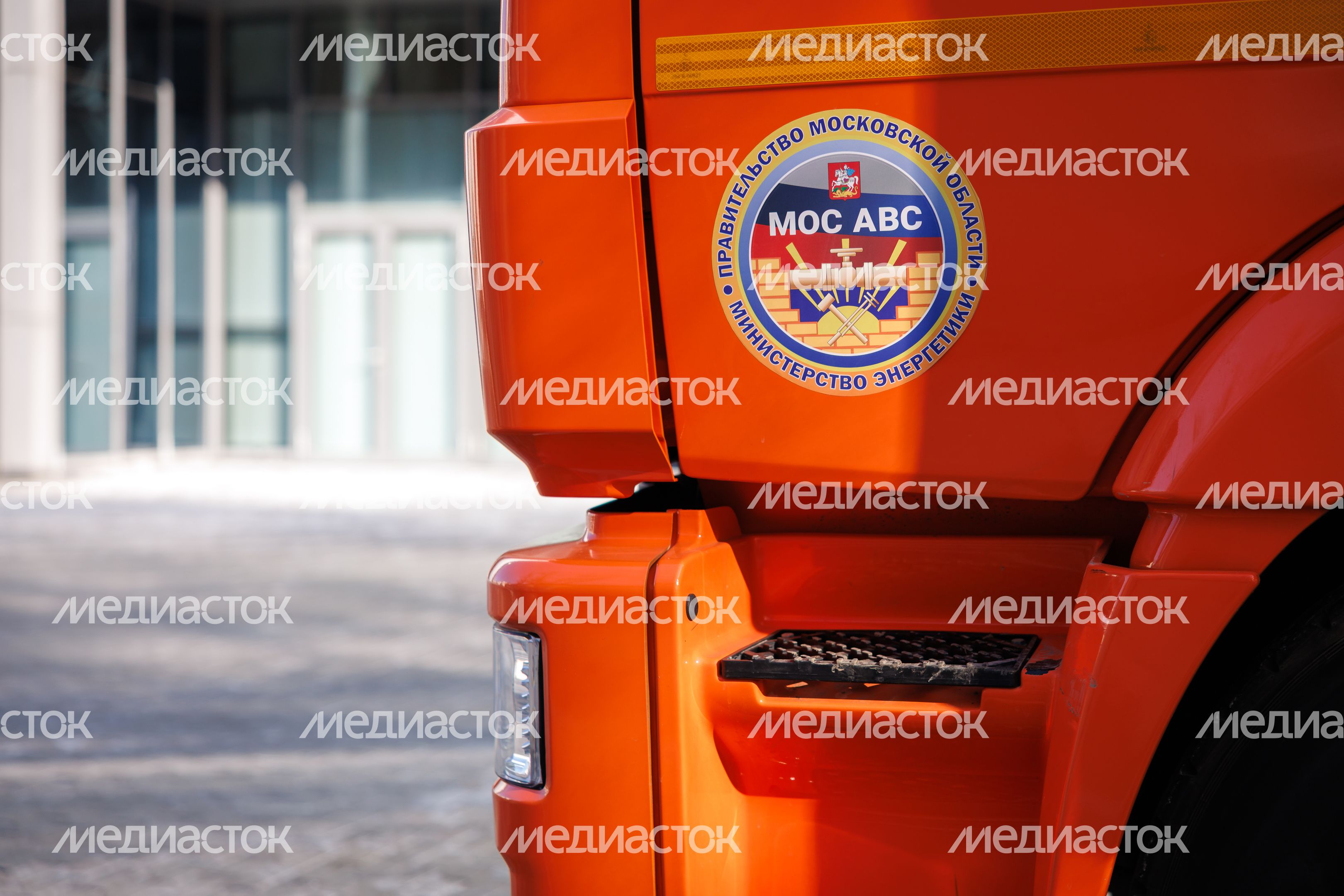 Штабной автомобиль службы МОС АВС представлен на форуме "Эффективная РСО" Штабной автомобиль службы МОС АВС представлен на форуме "Эффективная РСО"