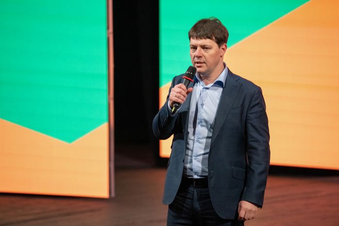 Заместитель Председателя Правительства Московской области Владислав Мурашов на мероприятии ко Дню работника ЖКХ