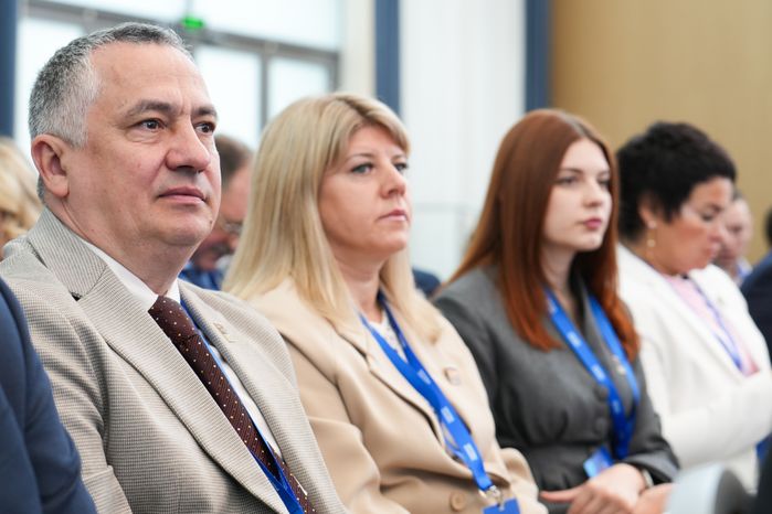 Региональный отчетный форум "Есть результат" по реализации Народной программы партии "Единая Россия"