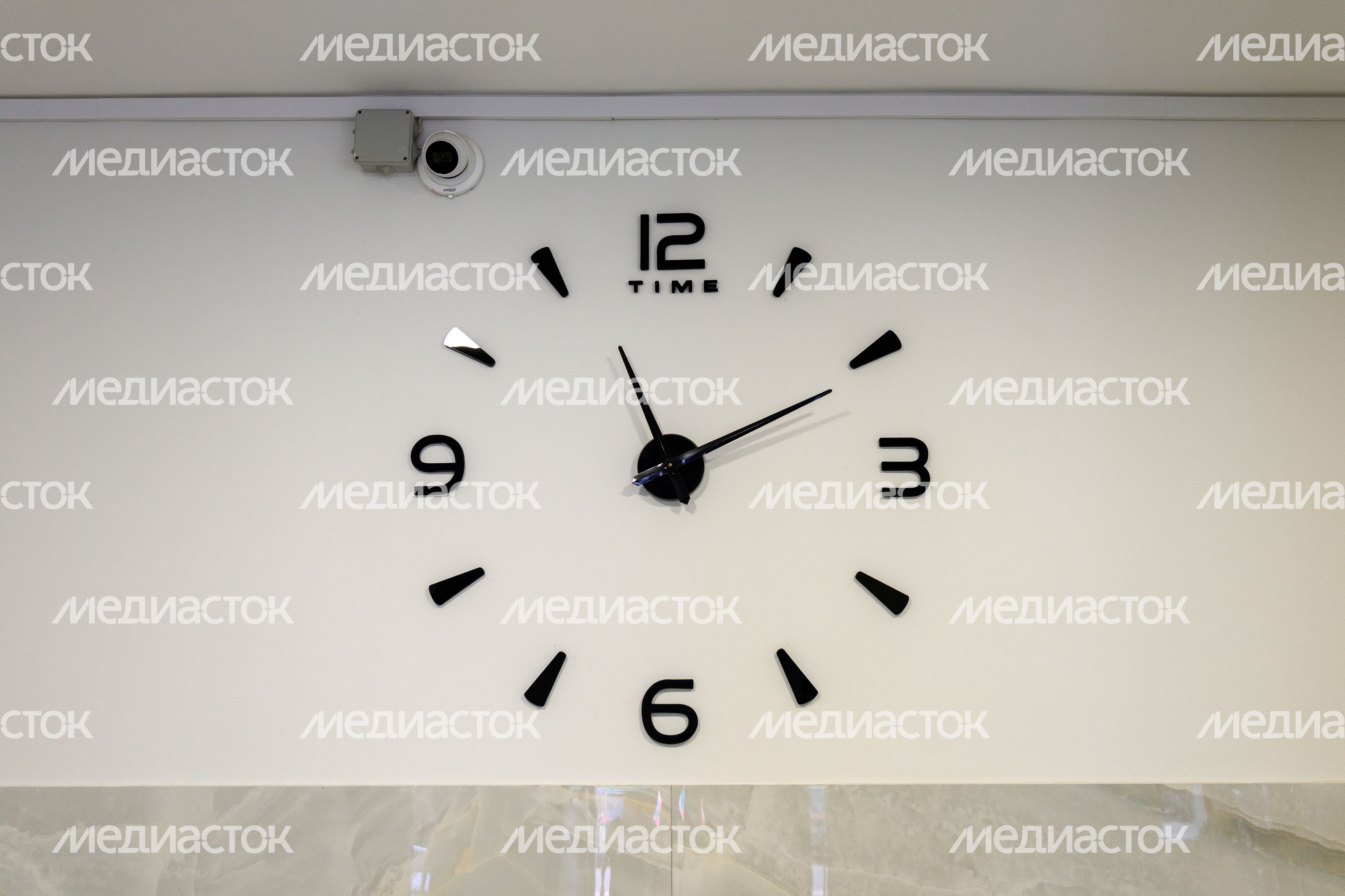Подъезд многоквартирного дома №27 на улице Ашхабадской после капитального ремонта