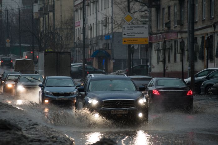 Сильный дождь в Москве