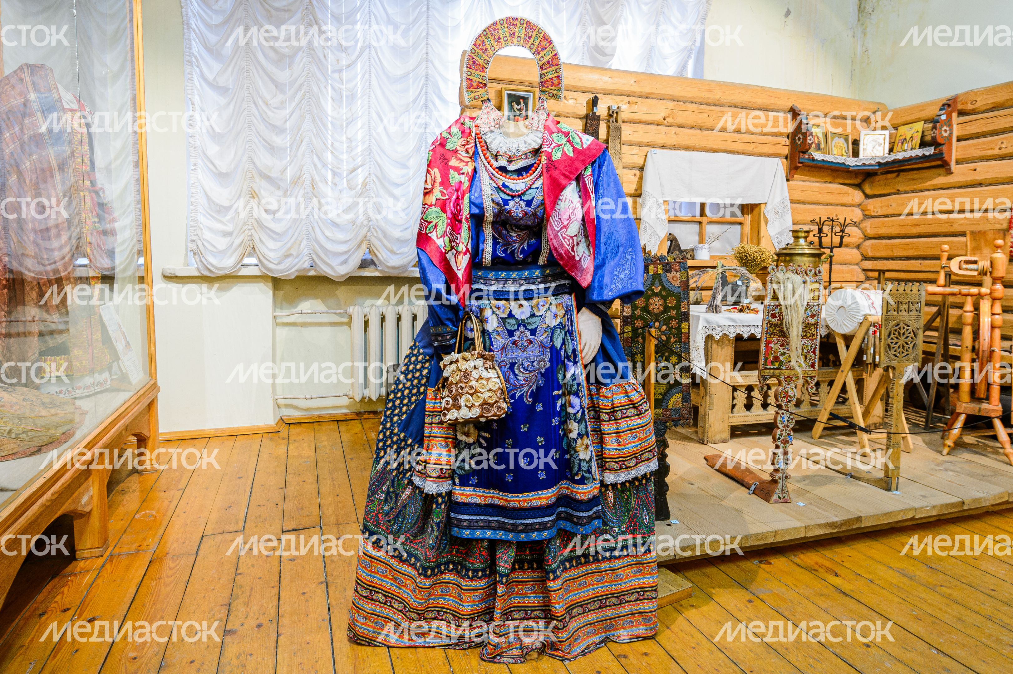 Музей истории русского платка и шали в Павловском Посаде Музей истории русского платка и шали в Павловском Посаде