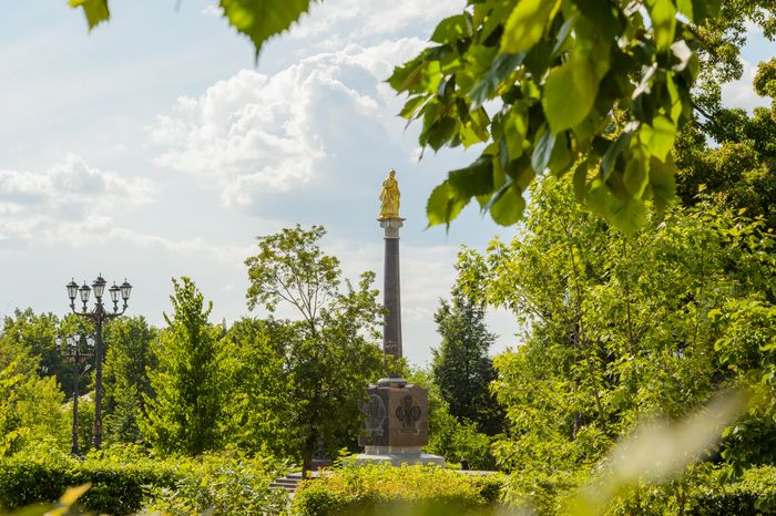 Площадь Бугрова