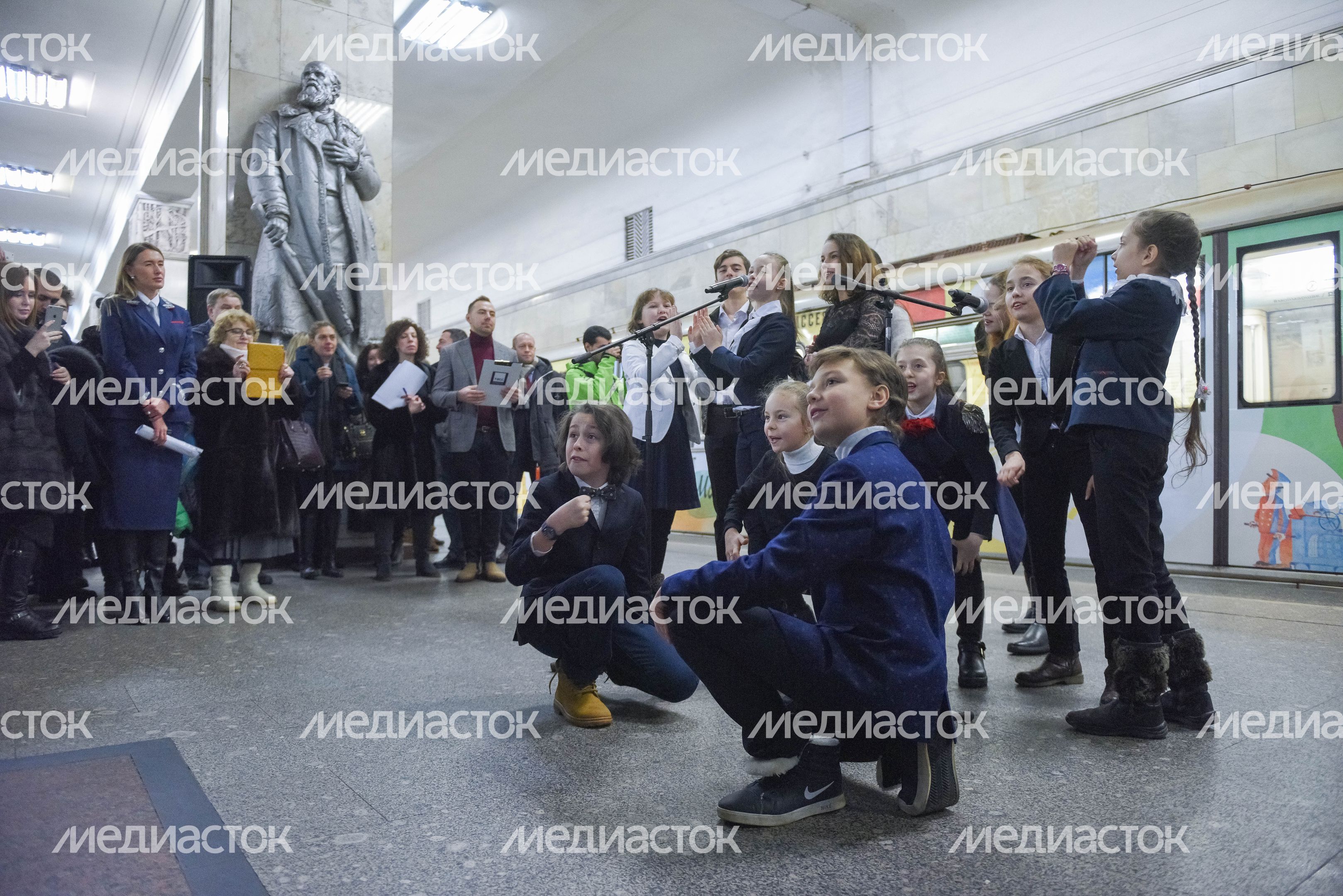 Запуск нового тематического поезда «Мой Маршак» в метро Москвы
