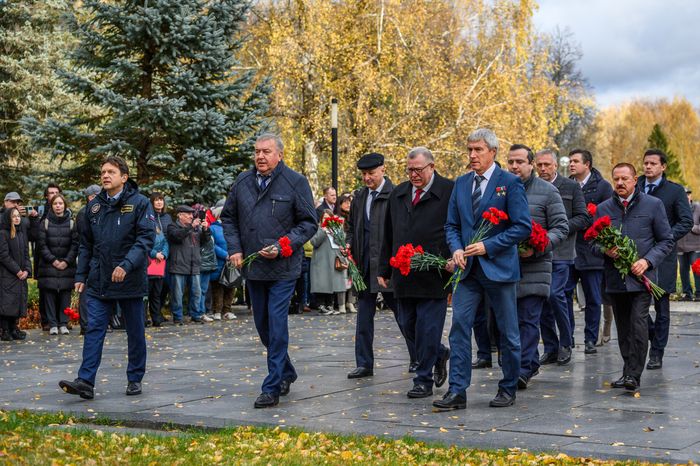 Торжественная встреча космонавтов-рекордсменов по пребыванию на МКС в Звездном городке