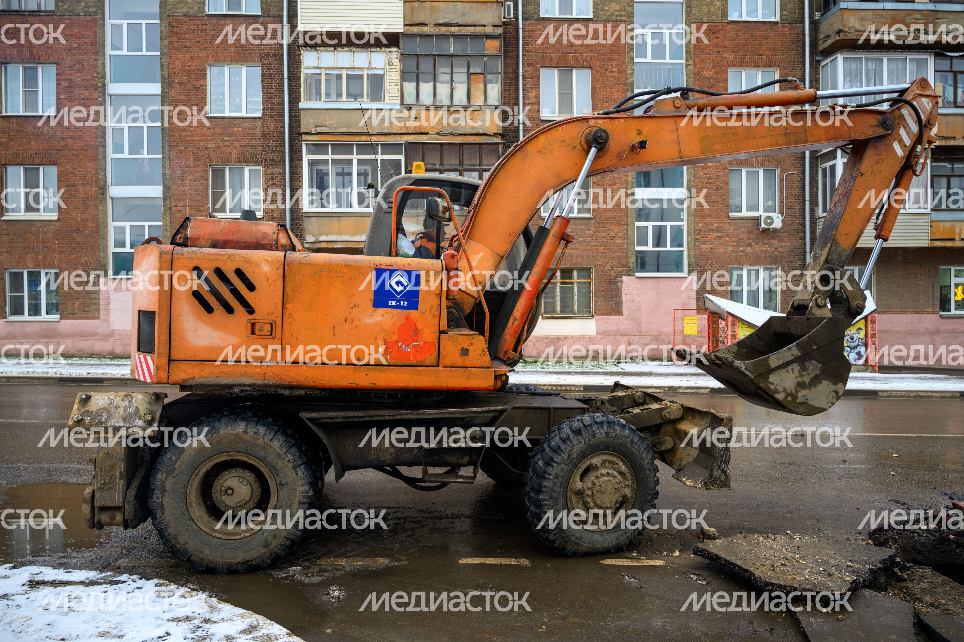 Рабочие Мособлводоканала провели техобслуживание инфраструктуры водоснабжения Павловского Посада Рабочие Мособлводоканала провели техобслуживание инфраструктуры водоснабжения Павловского Посада
