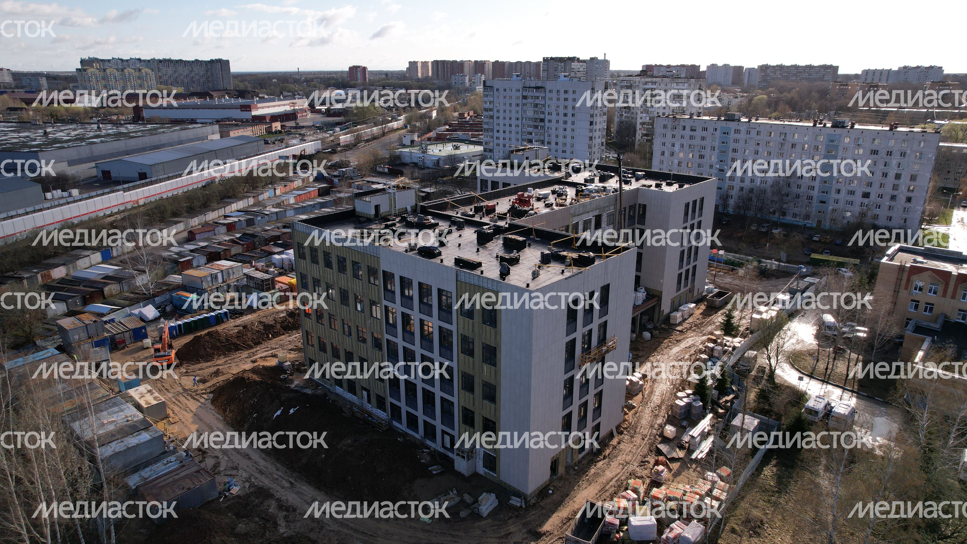 В Лобне продолжается строительство нового здания поликлиники №1