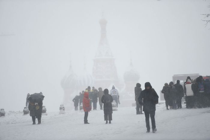 Рекордный снегопад в Москве и Подмосковье