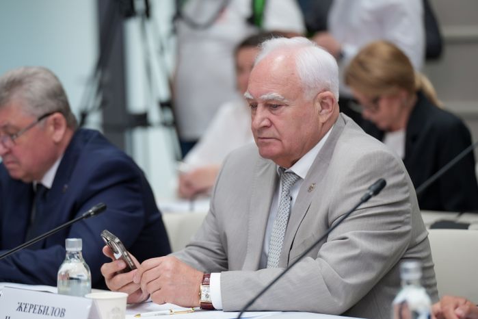 Заседание Совета при полномочном представителе президента РФ в ЦФО в Подмосковье