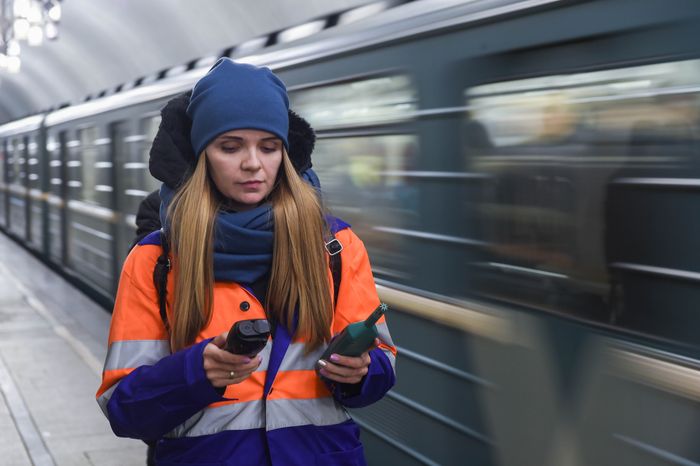 Проверка воздуха в Московском метрополитене
