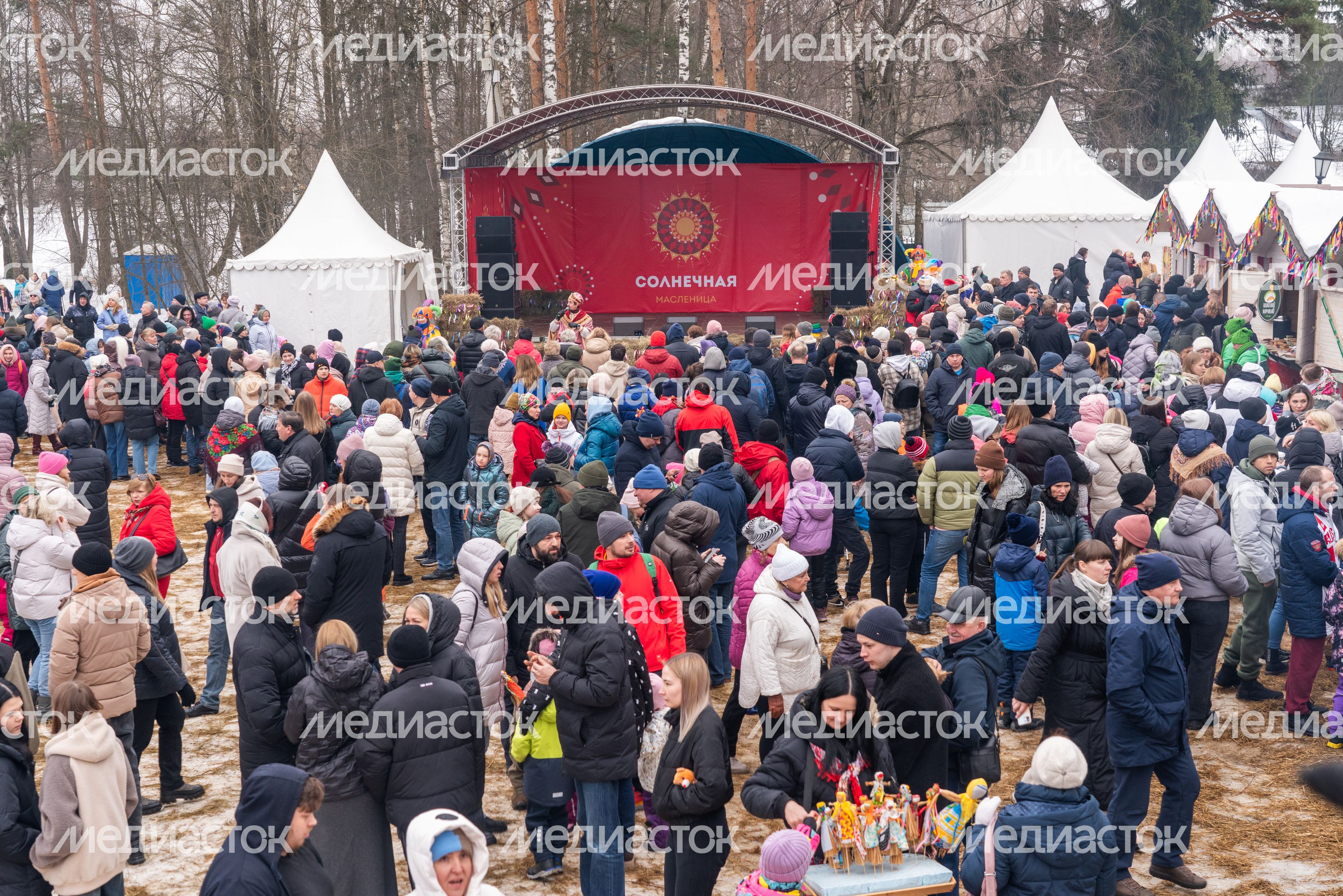 Масленица в парке "Захарово". Одинцовский округ