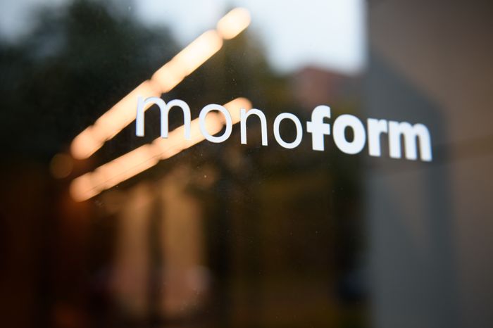 Подмосковное производство гардеробных систем Monoform