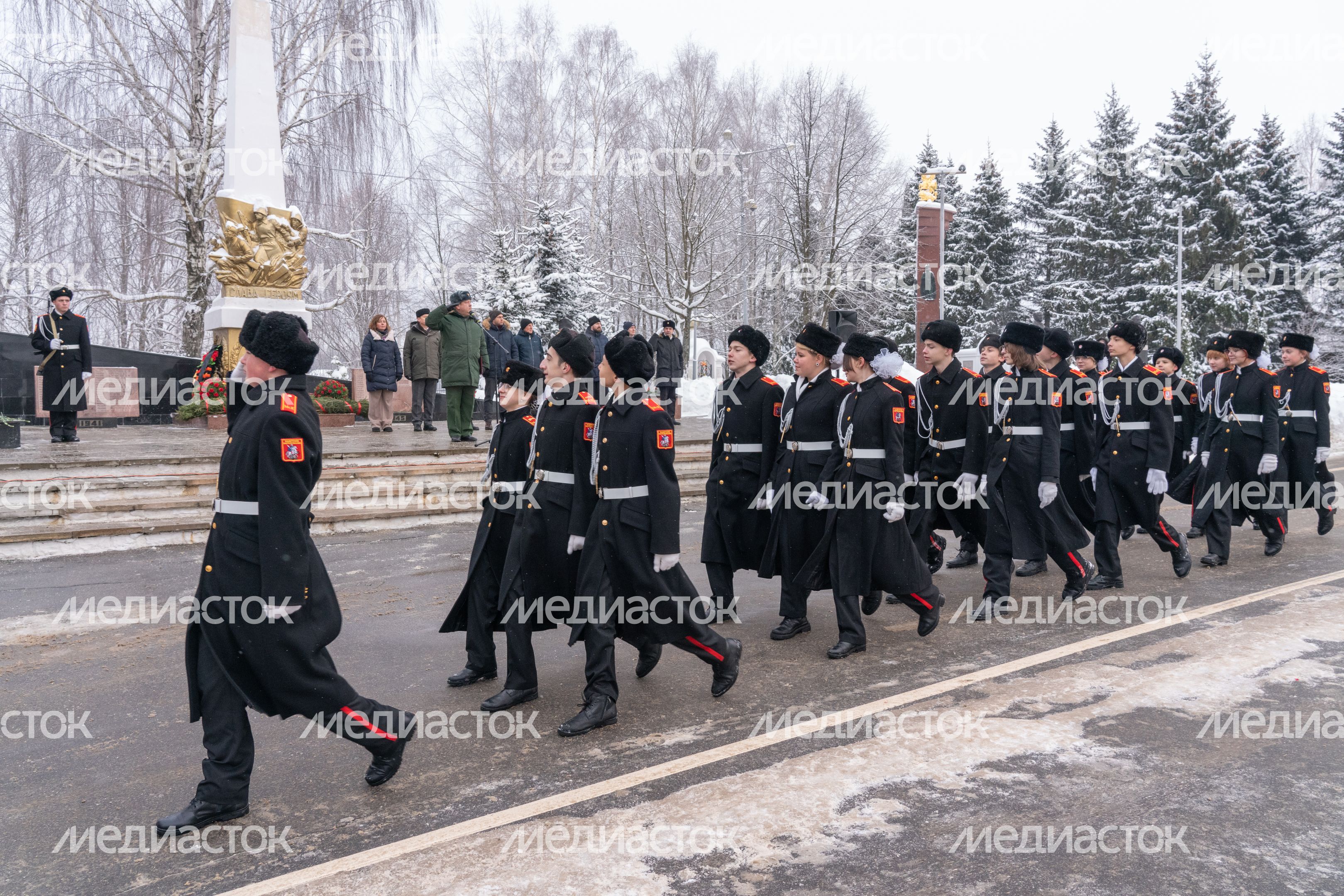 Красногорск. Митинг «Битва под Москвой» в деревне Нефедьево