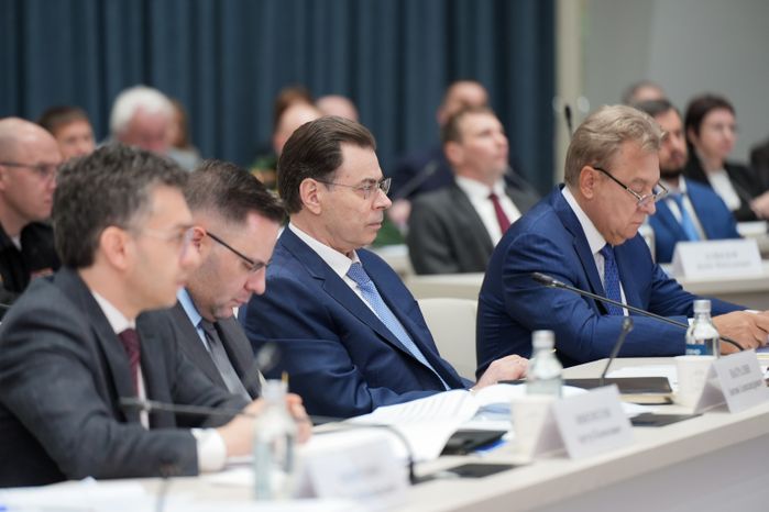 Заседание Совета при полномочном представителе президента РФ в ЦФО в Подмосковье