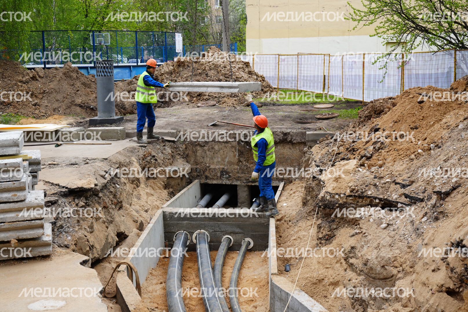 Проверка губернатором ремонта теплосетей в Химках