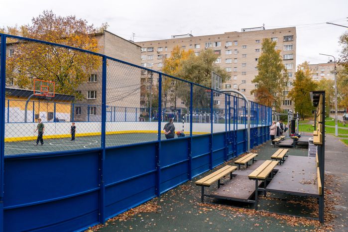 Новая спортивная площадка у дома №4 на улице Ленина в Истре