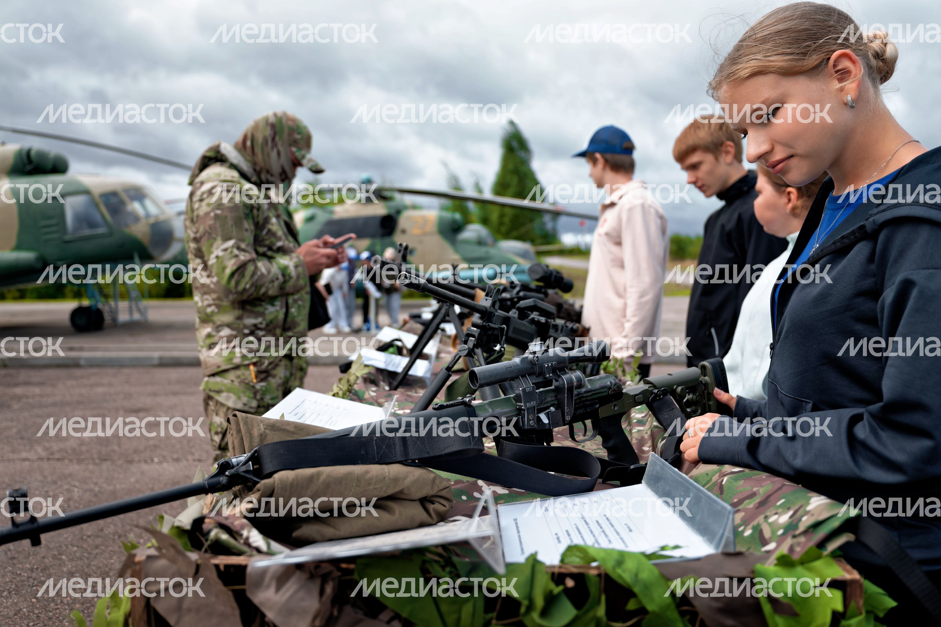 Военно-спортивная игра «Юнавиа» для молодежи в Центре военно-тактических игр парка «Патриот» Одинцовского округа