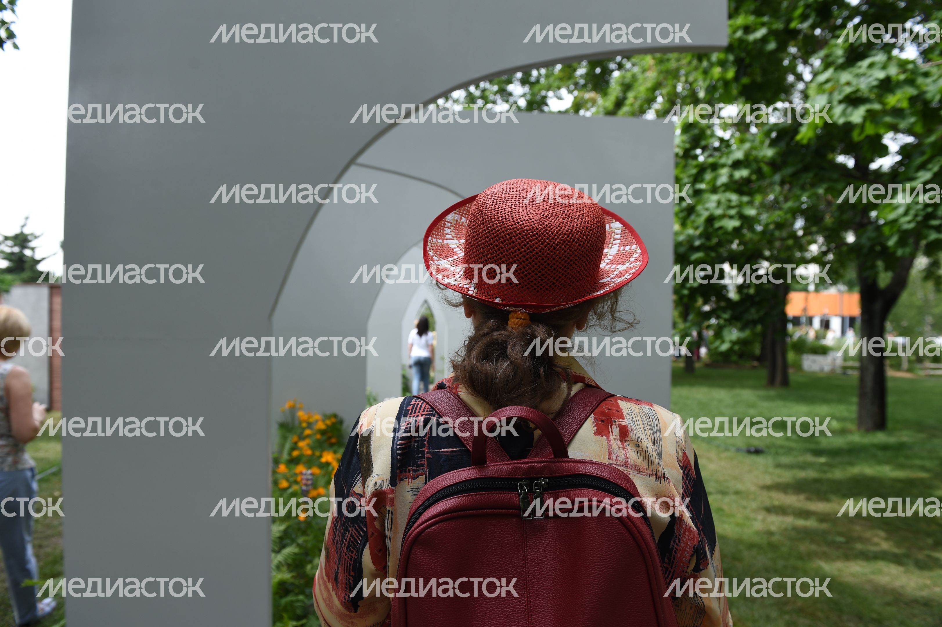 Открытие фестиваля садов и цветов Moscow Flower Show в парке «Музеон» в Москве Открытие фестиваля садов и цветов Moscow Flower Show в парке «Музеон» в Москве