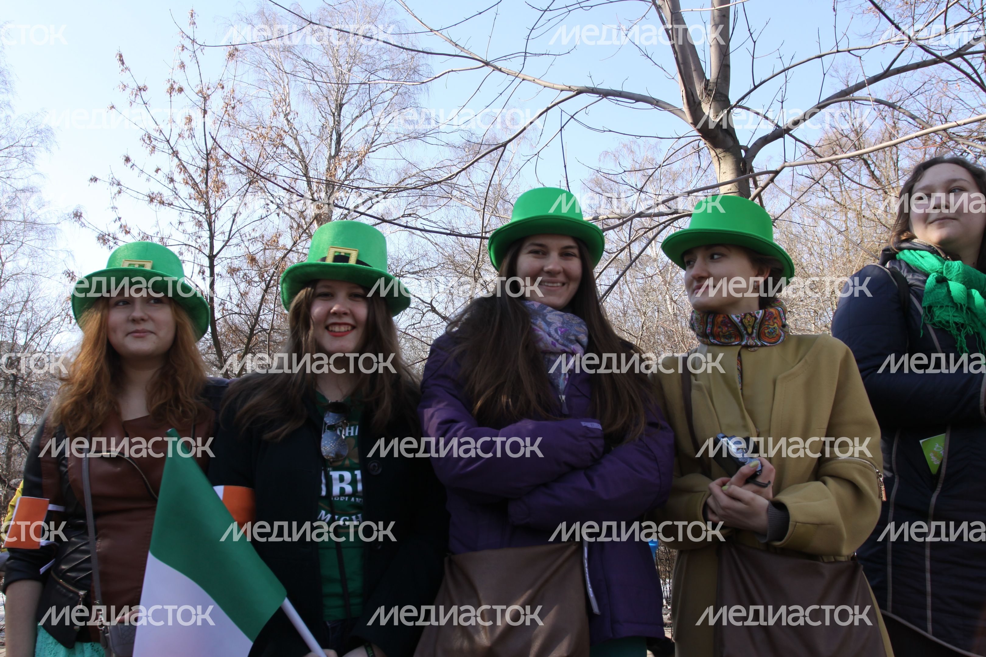 Парад в честь Дня святого Патрика в парке «Сокольники» в Москве Парад в честь Дня святого Патрика в парке «Сокольники» в Москве
