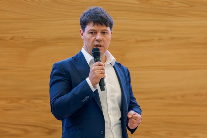 Владислав Мурашов определил ключевые задачи для управляющих организаций Подмосковья на 2025 год