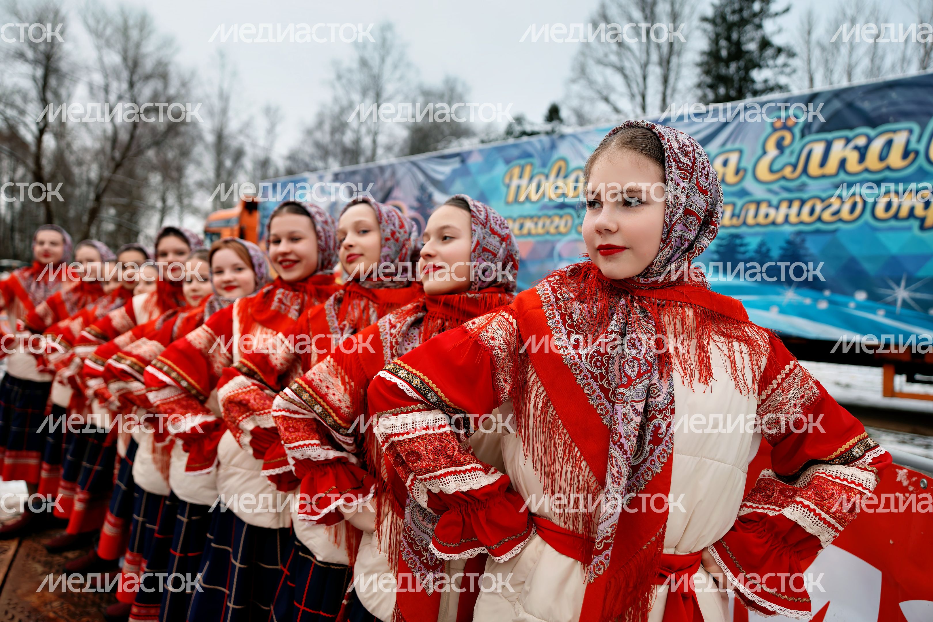 Торжественные проводы главной новогодней елки страны в Москву Торжественные проводы главной новогодней елки страны в Москву