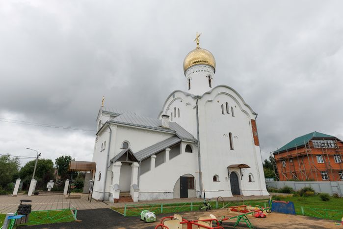 Храм Рождества Пресвятой Богородицы в поселке Поварово округа Солнечногорск