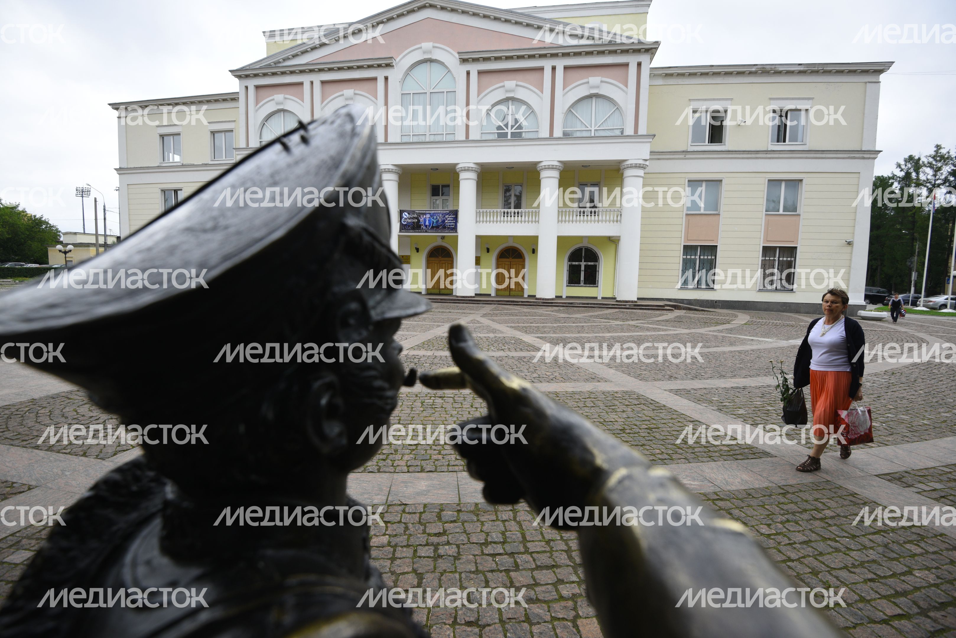 Здание Администрации в Долгопрудном
