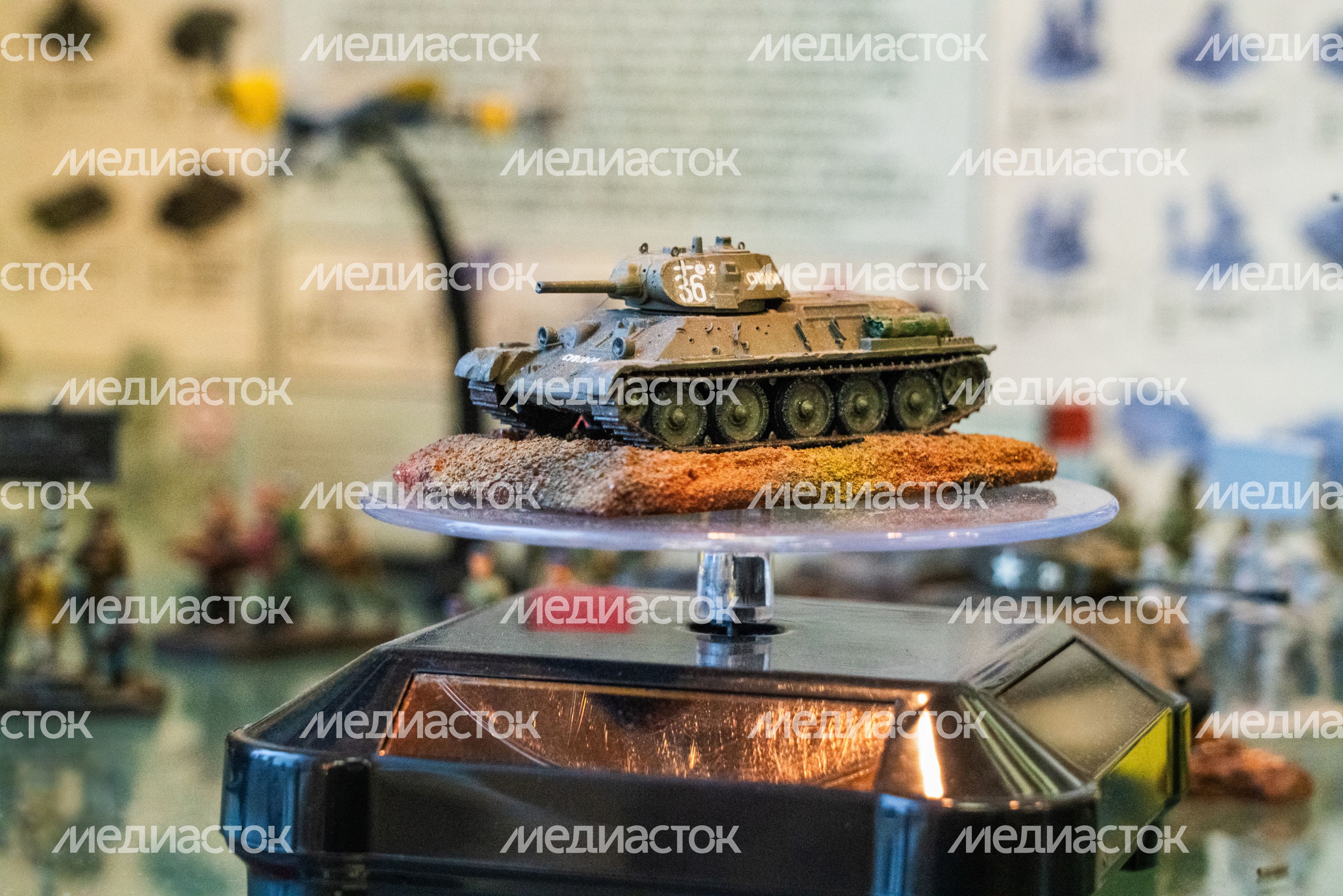 V Ежегодная выставка «Миниатюра для творческой молодежи» в Барвихинской школе