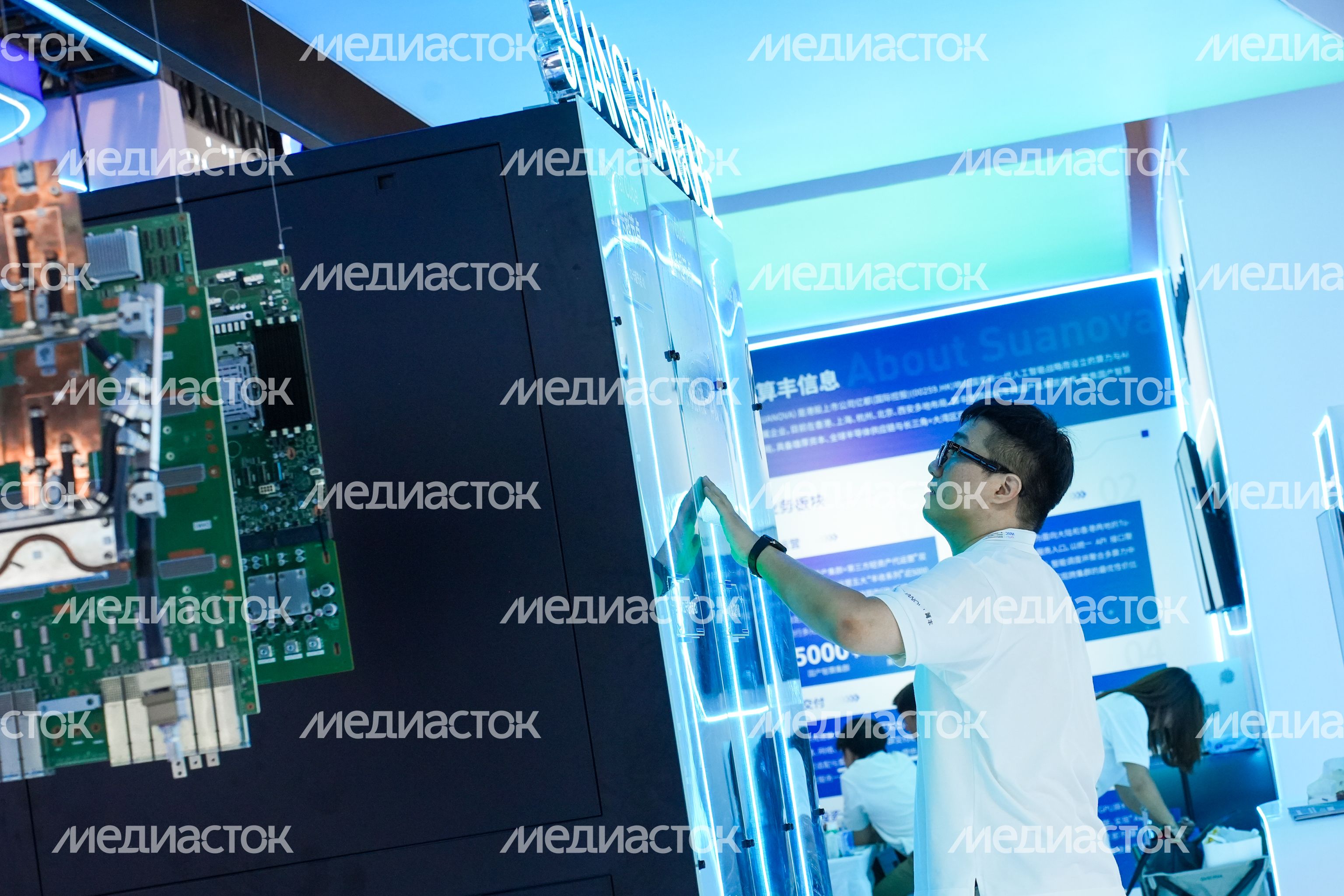 Всемирная конференция по искусственному интеллекту в Шанхае