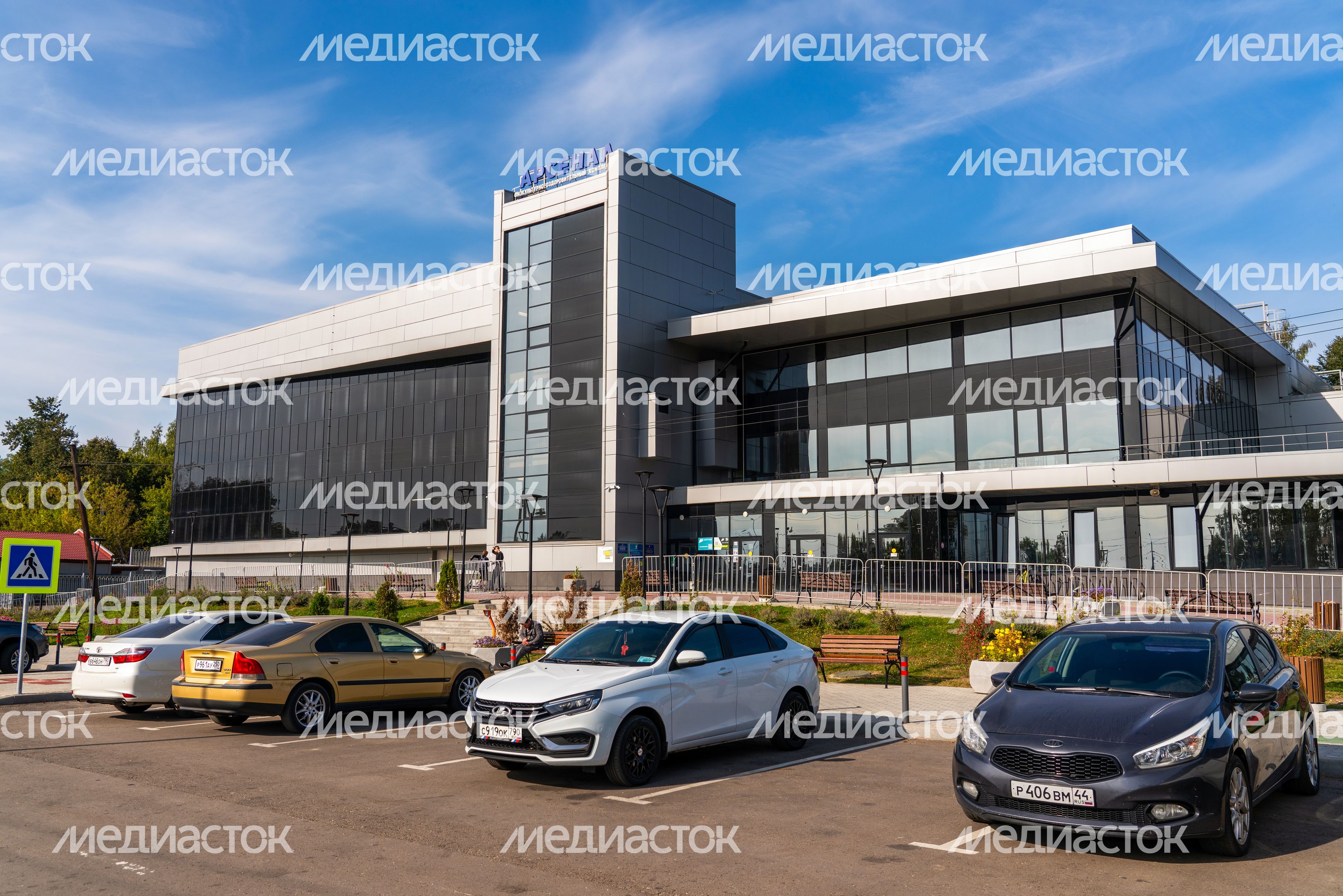 Физкультурно-оздоровительный комплекс «Арсенал» в Можайске Физкультурно-оздоровительный комплекс «Арсенал» в Можайске